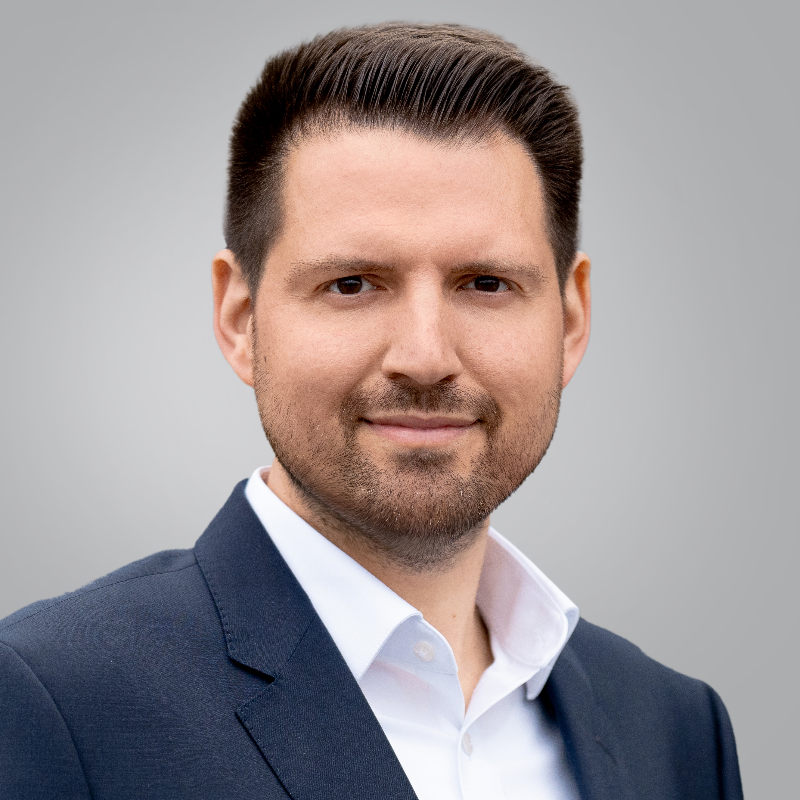  Alexander H�ttemann